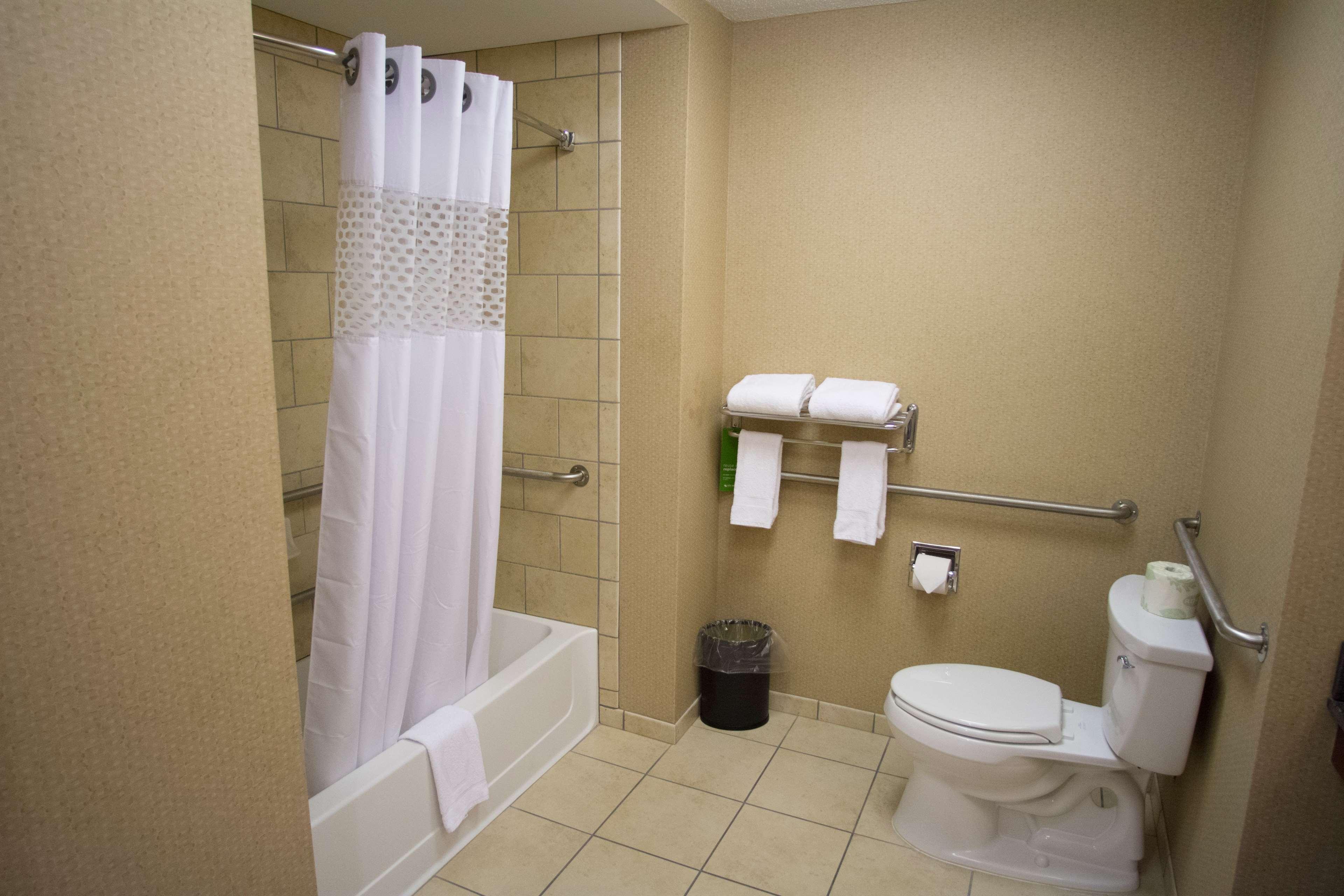 Hampton Inn Варшава Екстериор снимка