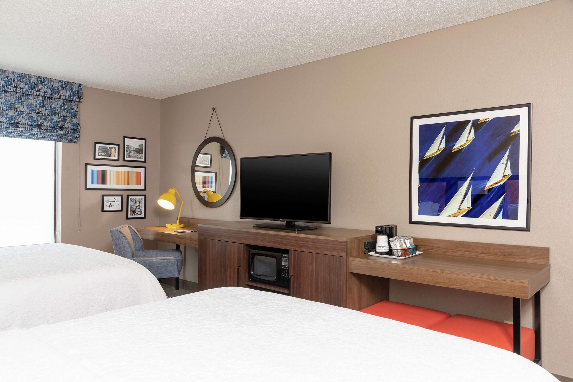 Hampton Inn Варшава Екстериор снимка