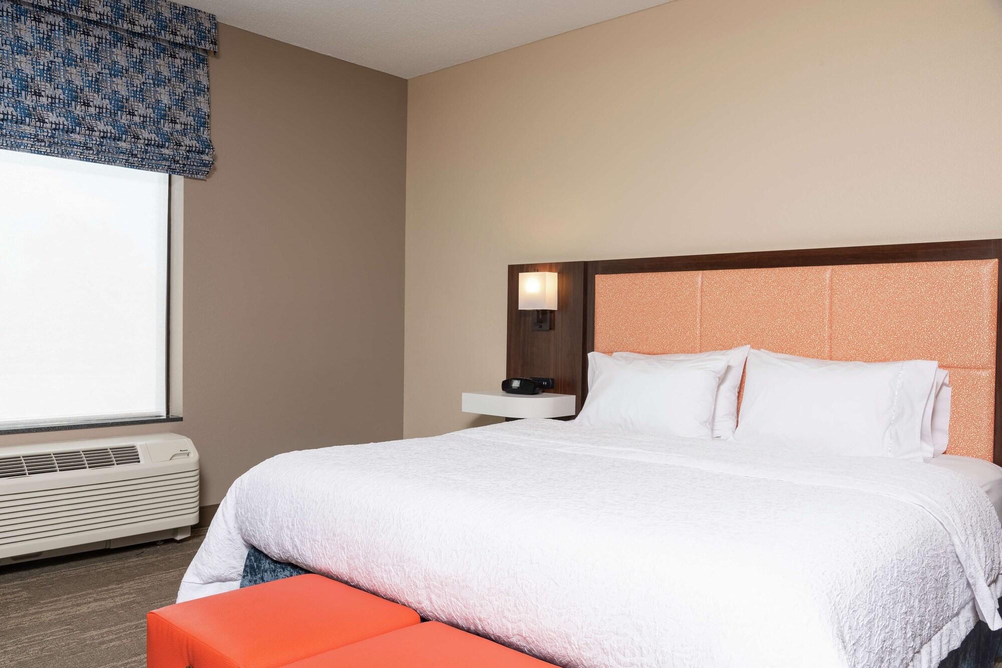 Hampton Inn Варшава Екстериор снимка