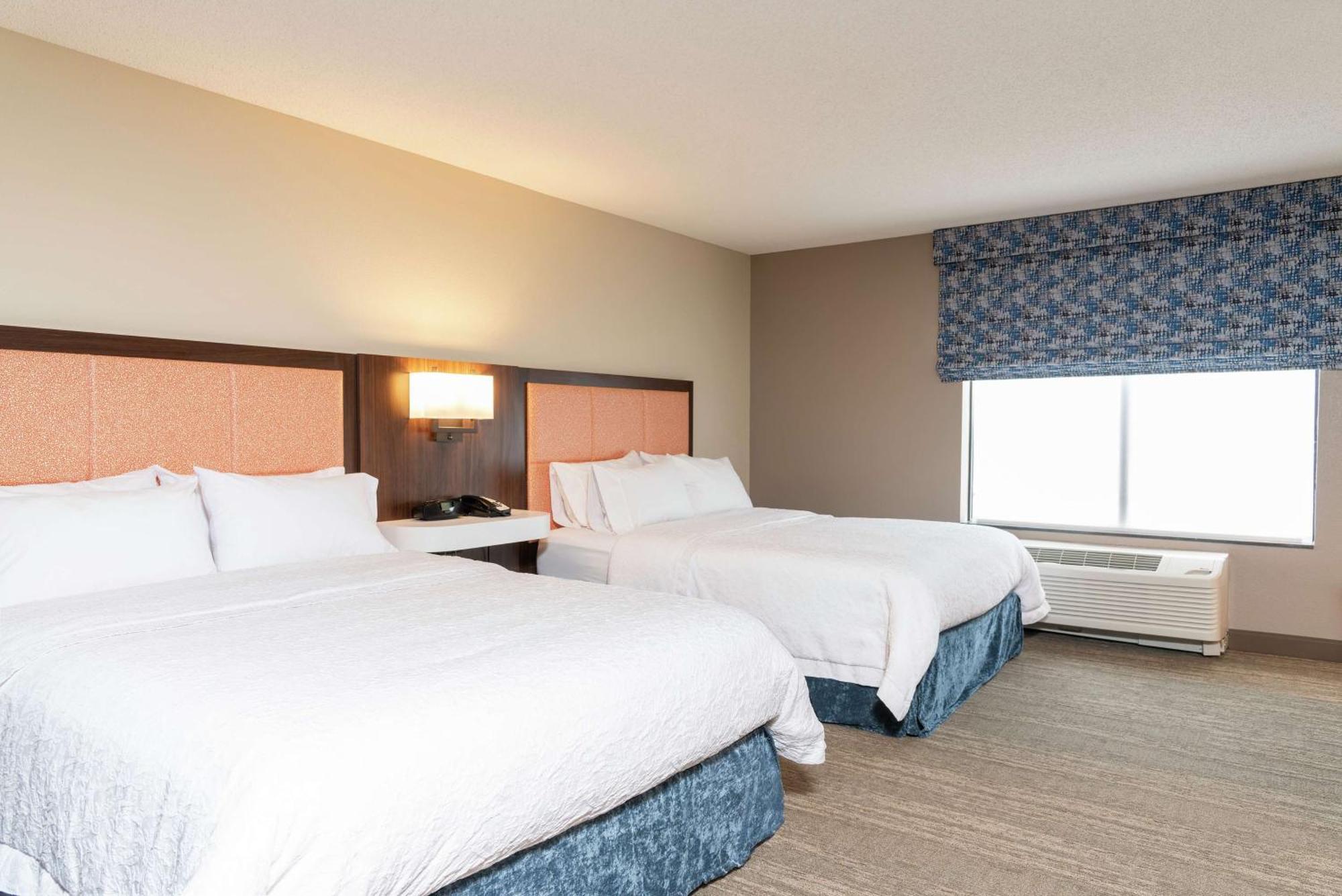 Hampton Inn Варшава Екстериор снимка