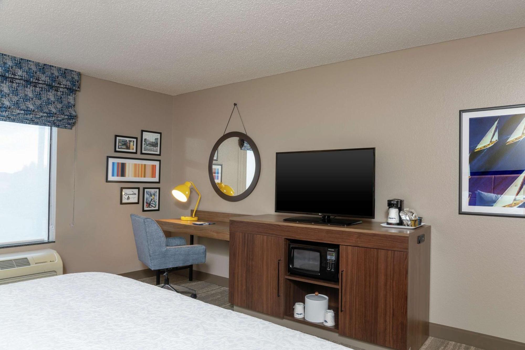 Hampton Inn Варшава Екстериор снимка