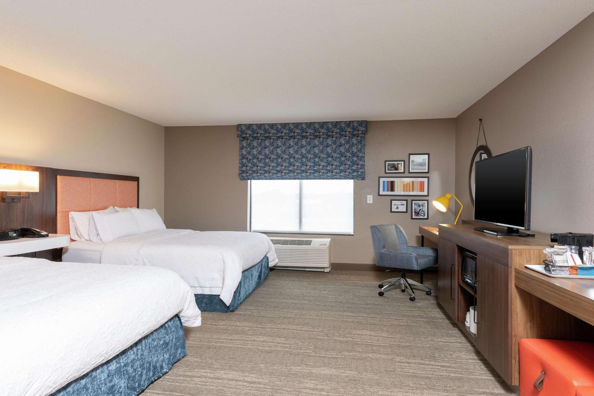 Hampton Inn Варшава Екстериор снимка