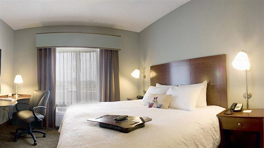 Hampton Inn Варшава Екстериор снимка