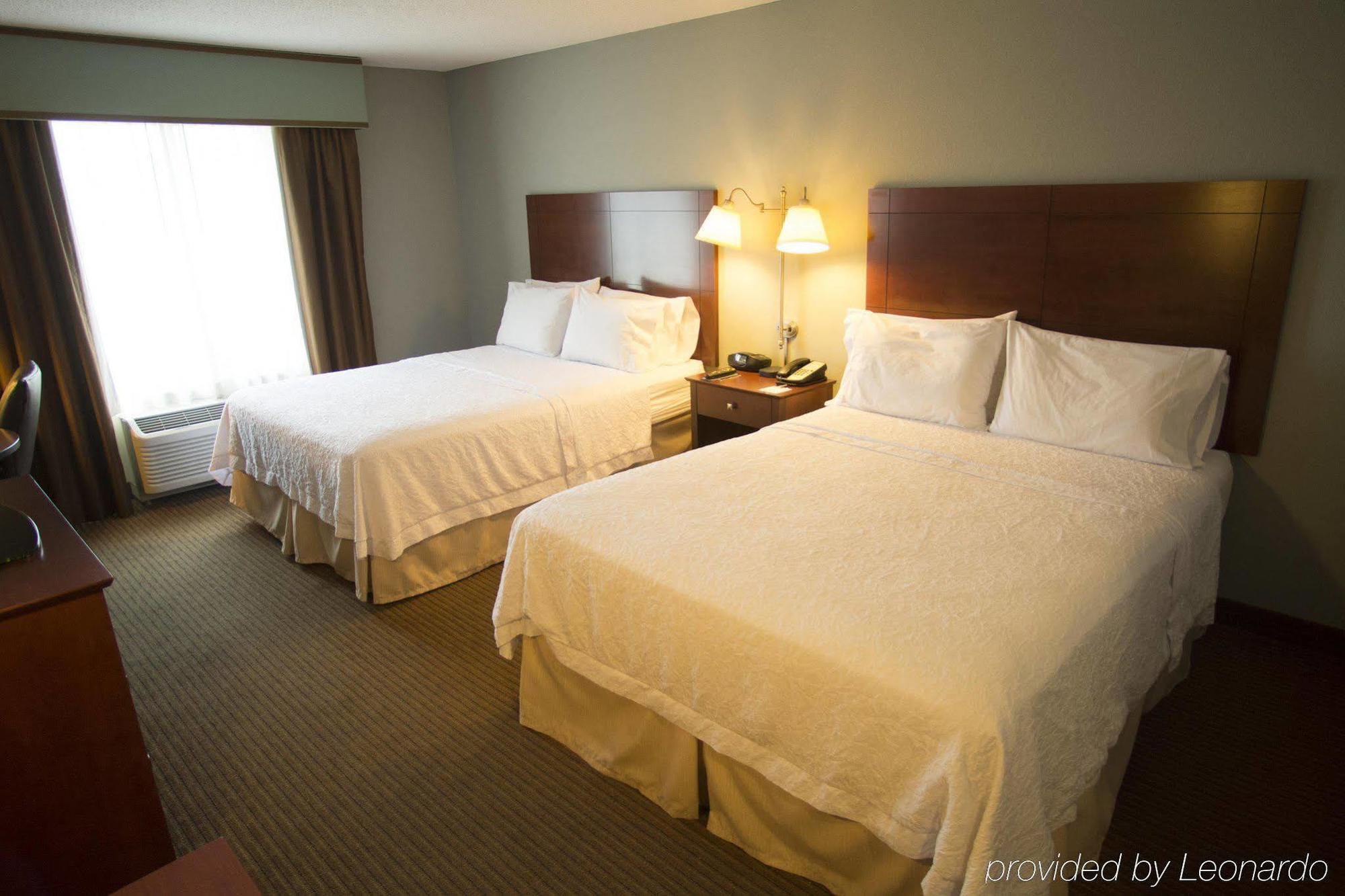 Hampton Inn Варшава Екстериор снимка