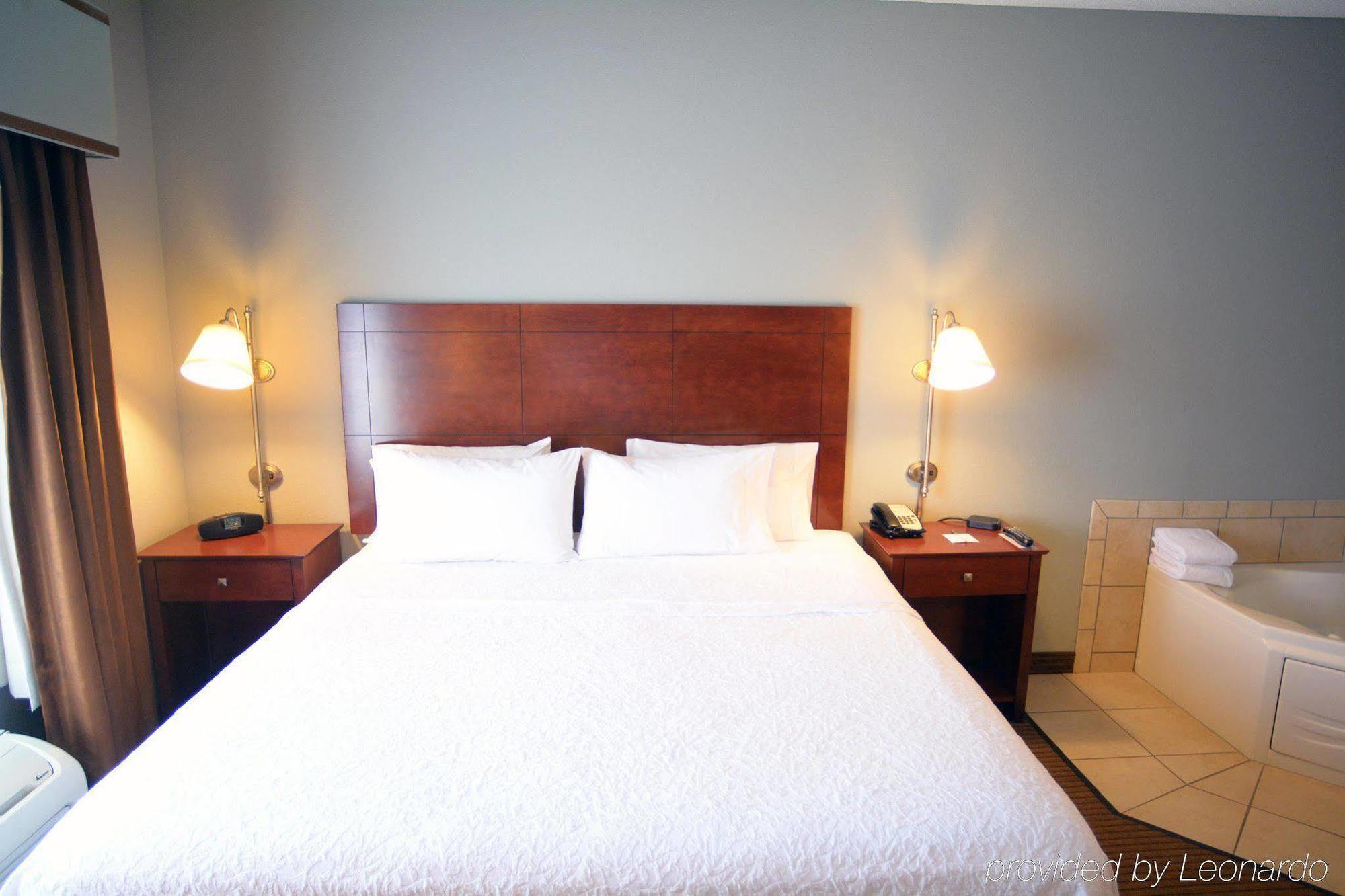 Hampton Inn Варшава Екстериор снимка